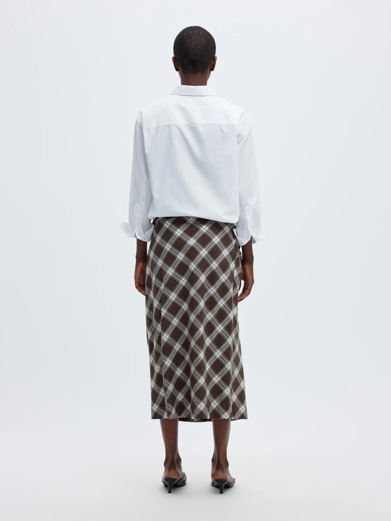 https://images.femalesconceptstore.becosoft.net/articles/slwjaylenrok2.webp?qs=6990