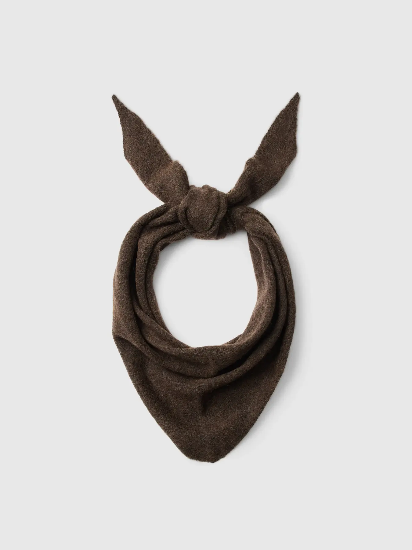 https://images.femalesconceptstore.becosoft.net/articles/slwluluscarf2.webp?qs=6501