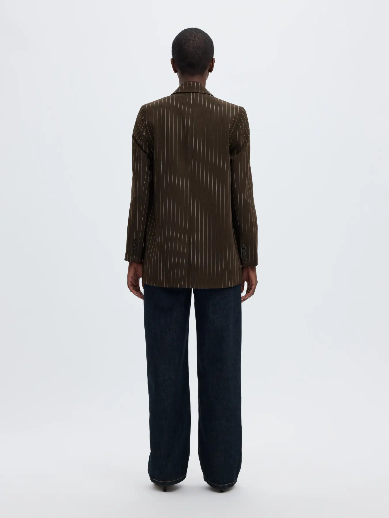 https://images.femalesconceptstore.becosoft.net/articles/slwritapinstripe2.webp?qs=6187