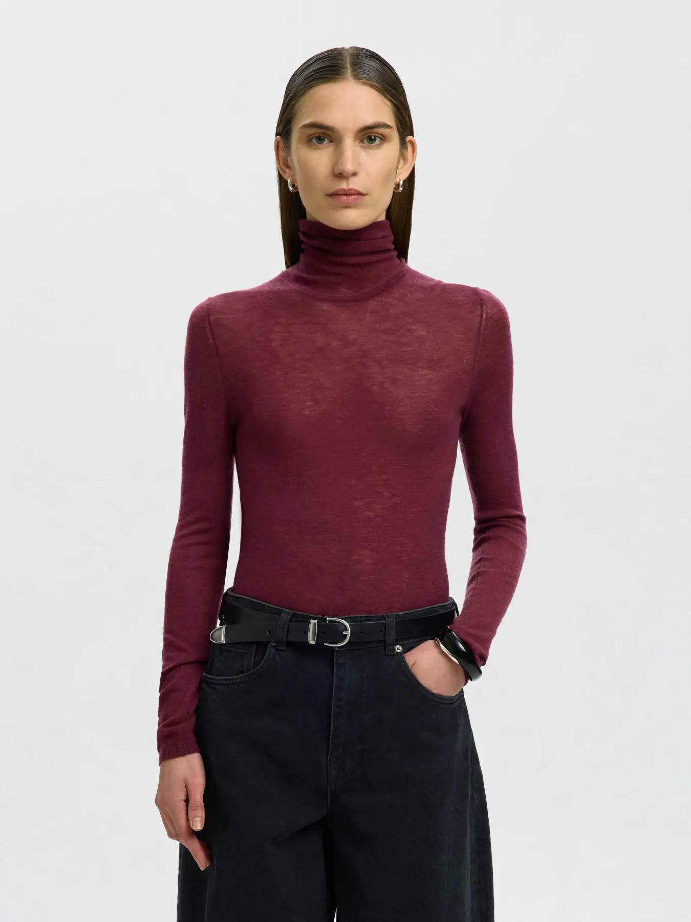 https://images.femalesconceptstore.becosoft.net/articles/slwvendytawnyport1.webp?qs=6188