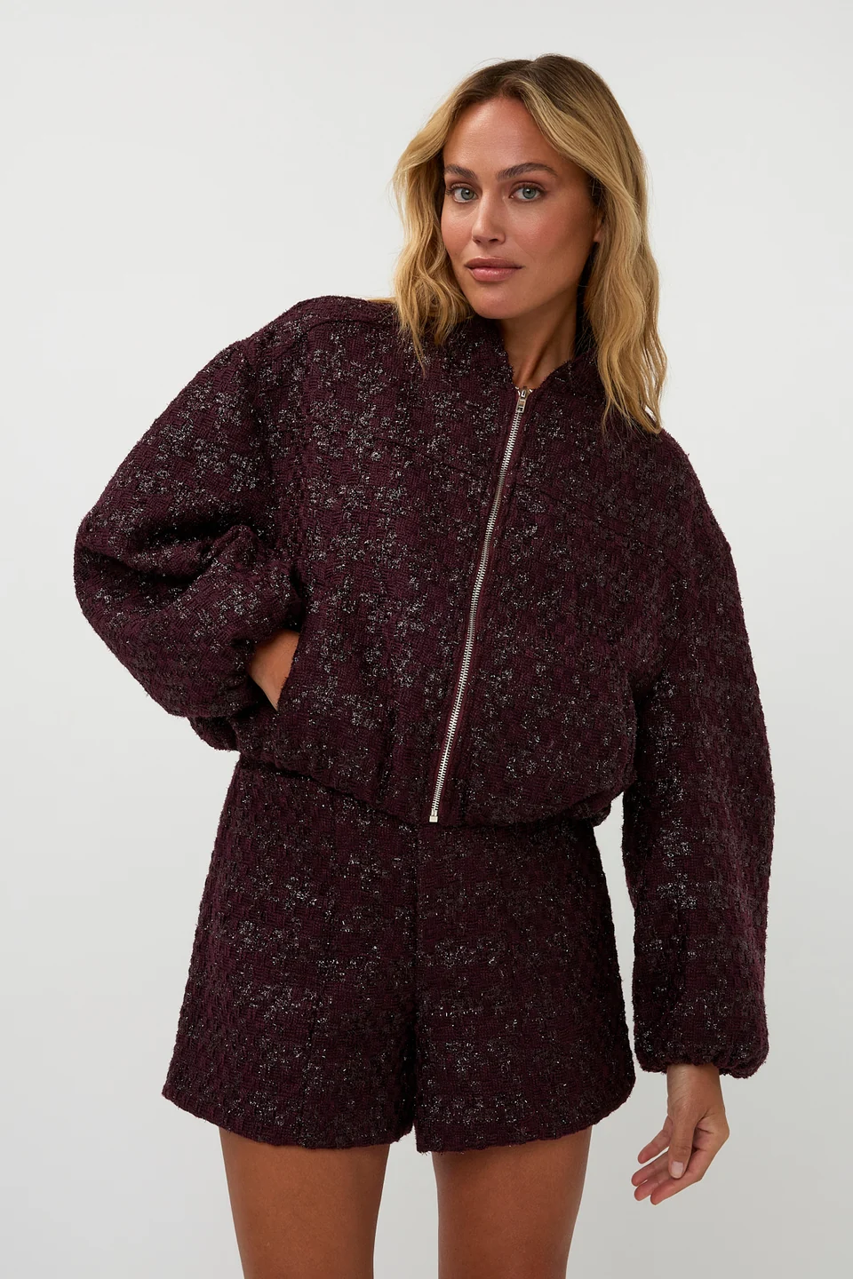 https://images.femalesconceptstore.becosoft.net/articles/snowfall1.webp?qs=6751