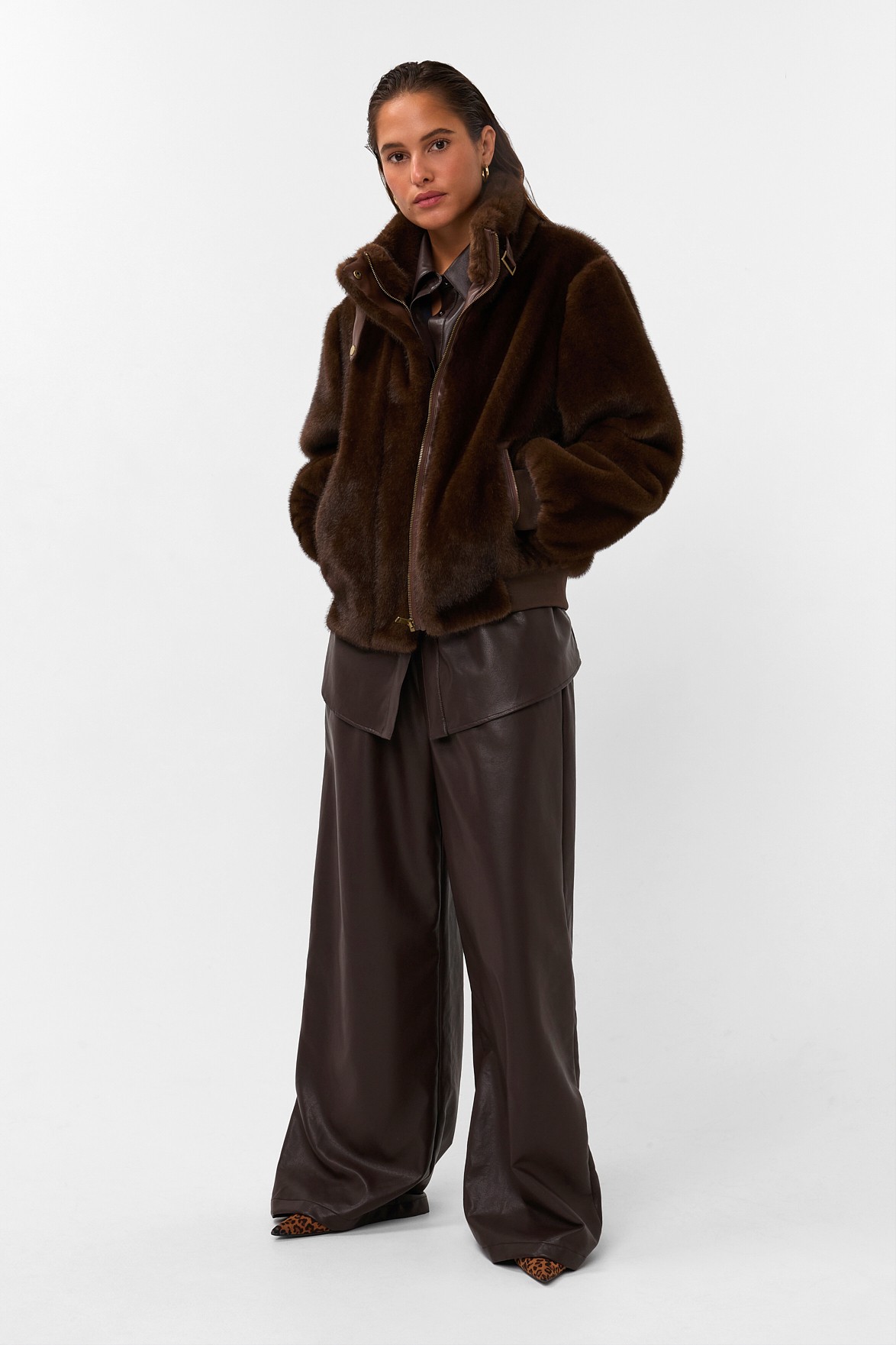 https://images.femalesconceptstore.becosoft.net/articles/tala263-51-200-12-9.jpg?qs=6280
