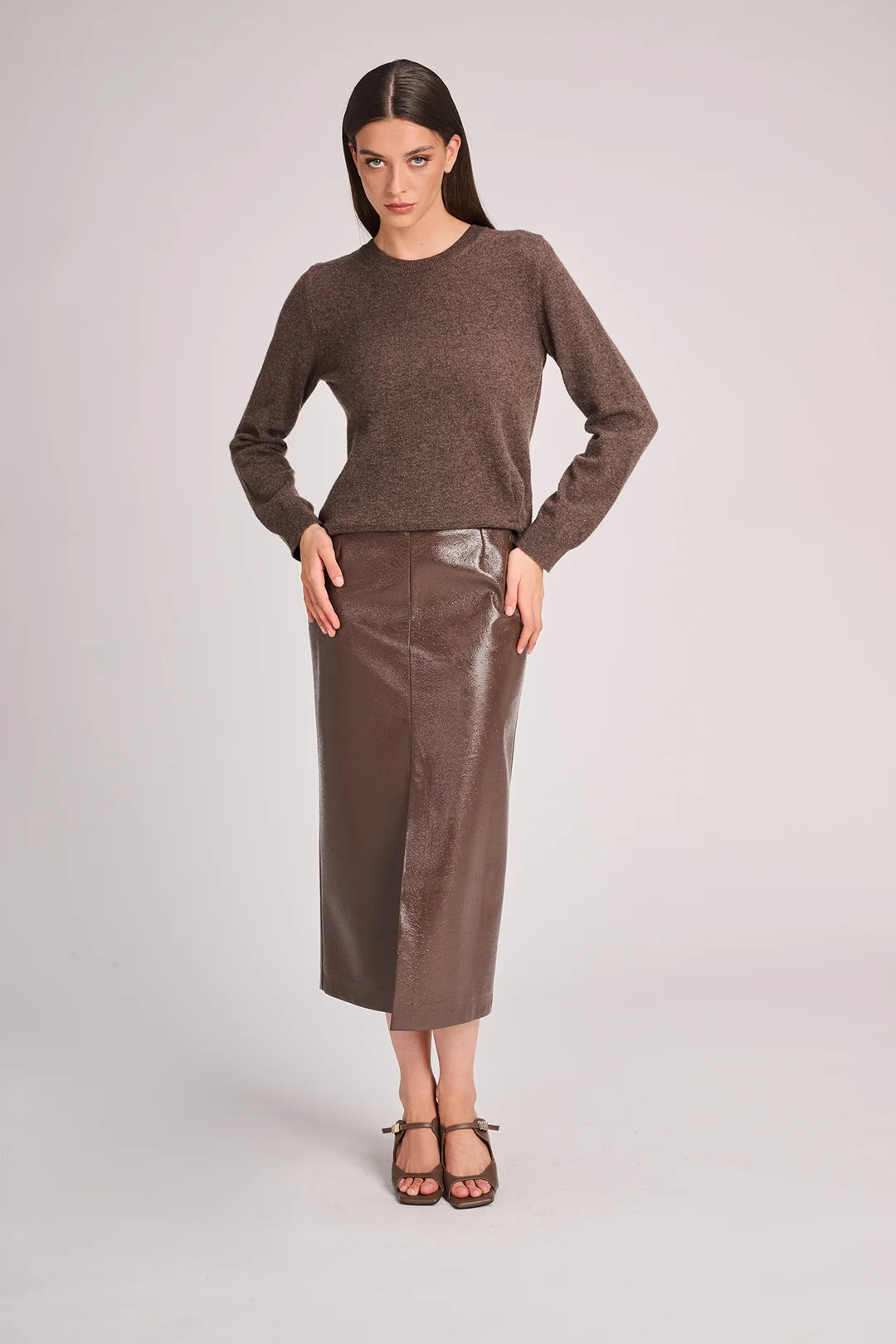 https://images.femalesconceptstore.becosoft.net/articles/viennaskirtvison1.webp?qs=6301