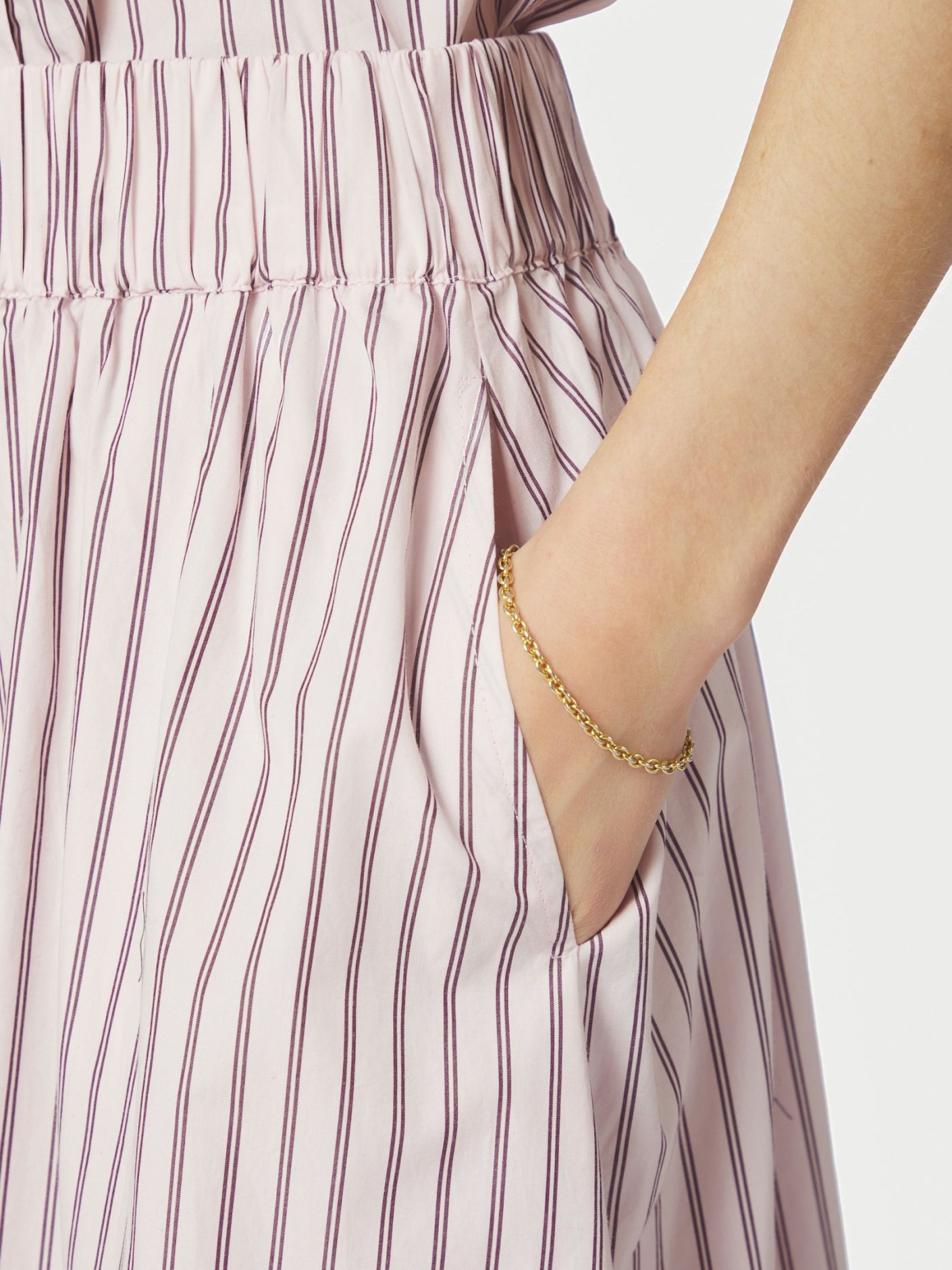 https://images.femalesconceptstore.becosoft.net/articles/yaralongdouble3169050_165_2.jpg?height=150&width=150&scale=canvas&qs=5529
