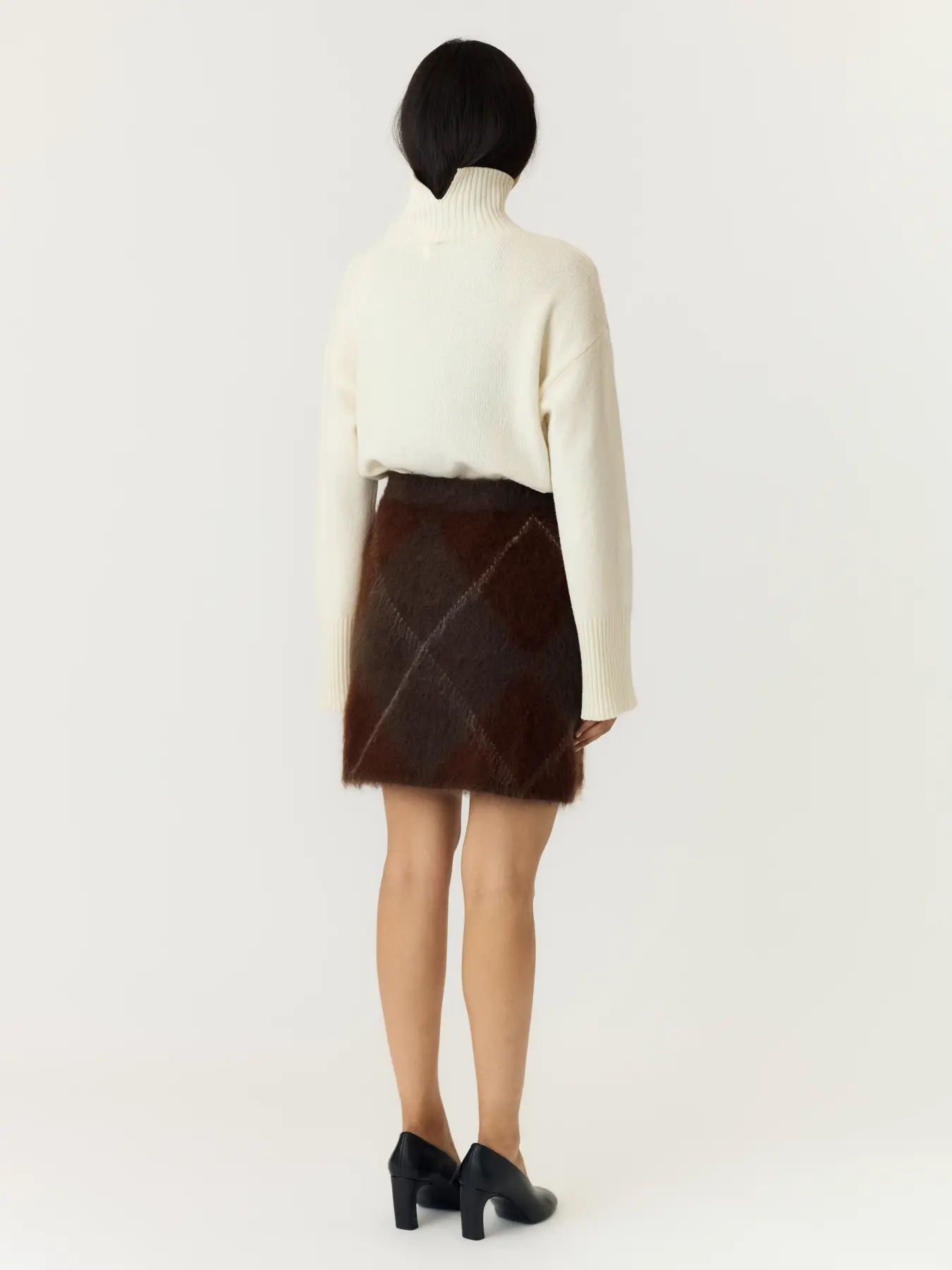https://images.femalesconceptstore.becosoft.net/articles/yasargyskirt2.webp?height=150&width=150&scale=canvas&qs=6822