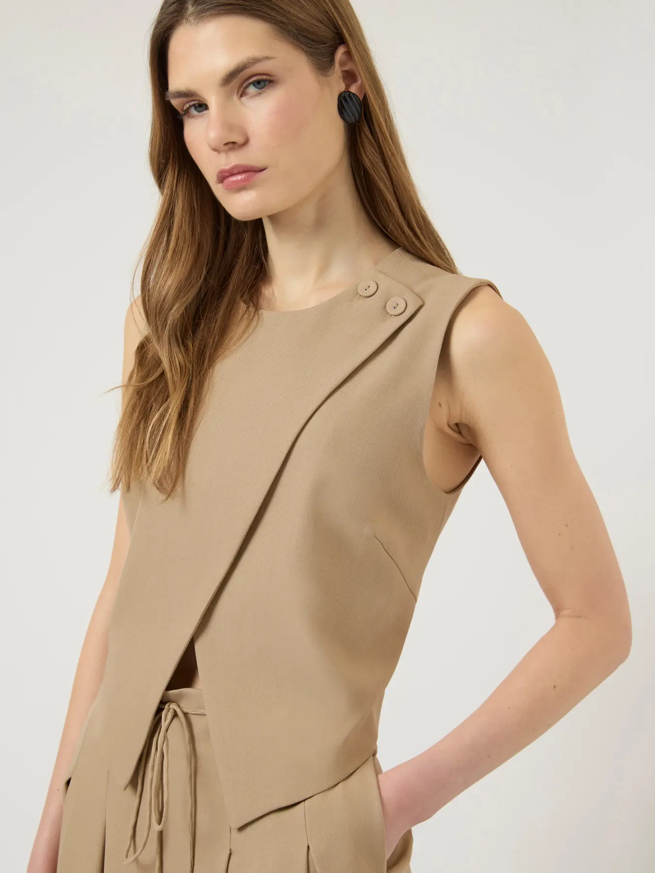 https://images.femalesconceptstore.becosoft.net/articles/yascamia3.webp?qs=5733
