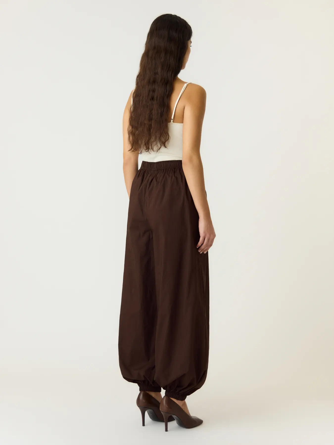 https://images.femalesconceptstore.becosoft.net/articles/yasmelvo2.webp?qs=5746