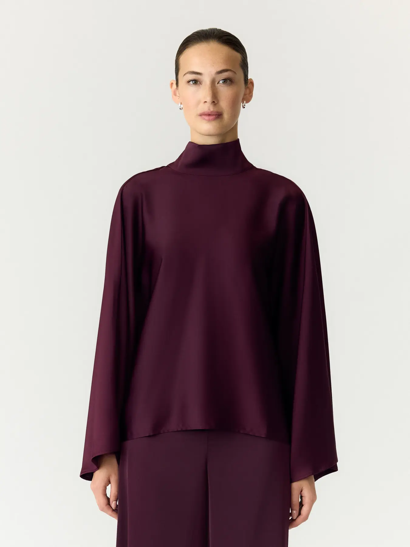 https://images.femalesconceptstore.becosoft.net/articles/yaspelanafig1.webp?qs=6176