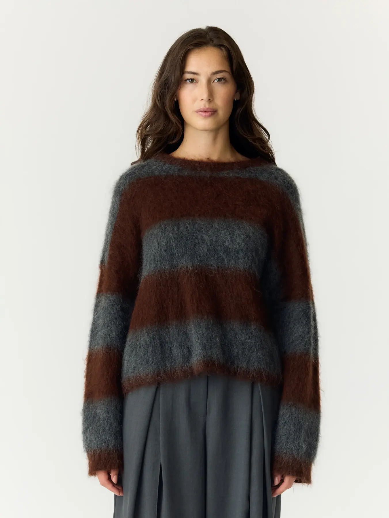 https://images.femalesconceptstore.becosoft.net/articles/yastilde-pull1.webp?qs=6966
