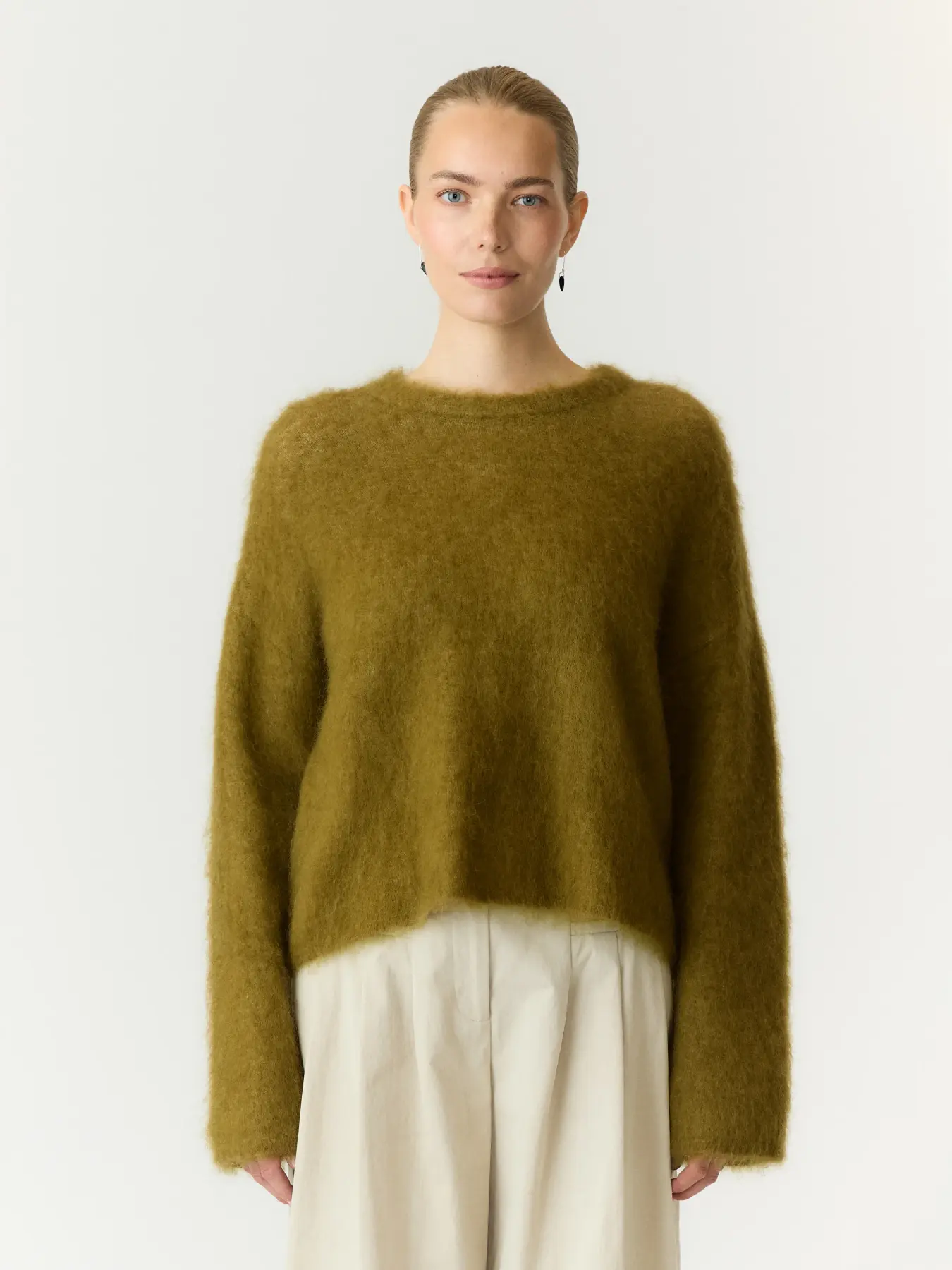 https://images.femalesconceptstore.becosoft.net/articles/yastilde1.webp?qs=6358