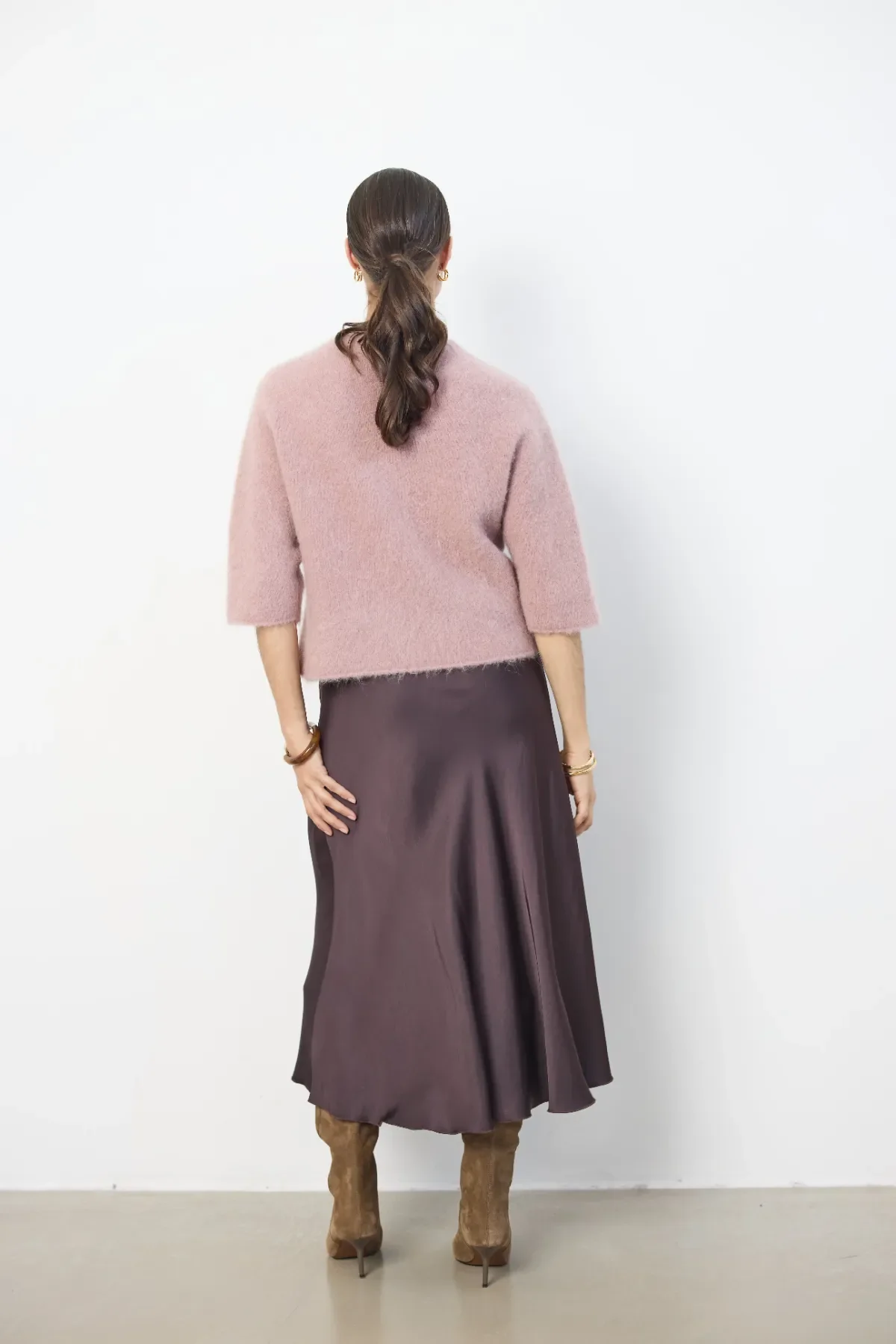 https://images.femalesconceptstore.becosoft.net/articles/yvette2.webp?qs=6596